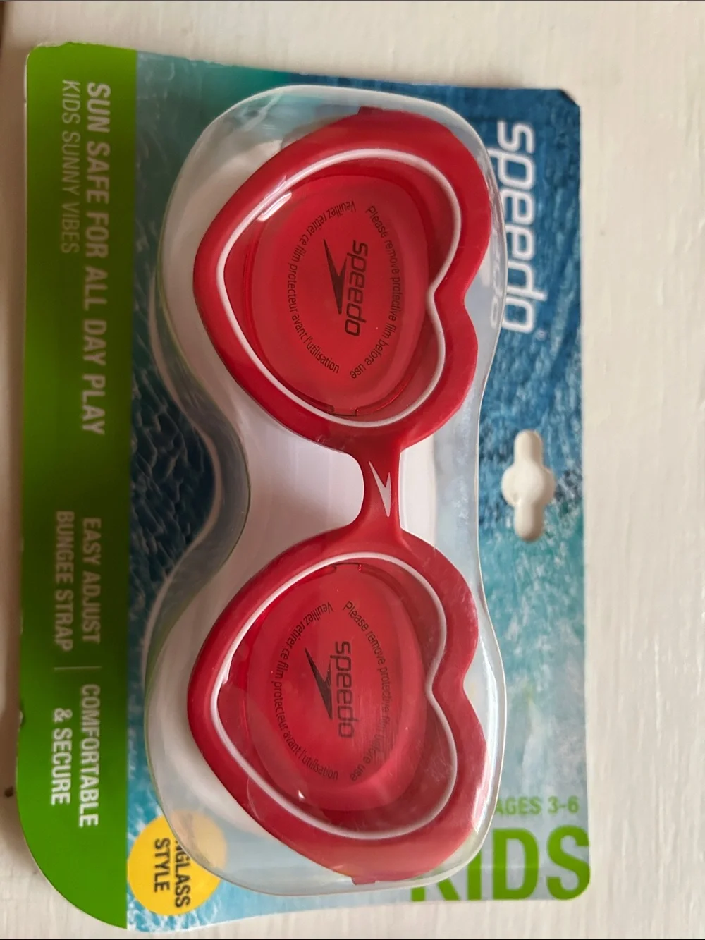 Speedo Kids Heart Goggles in Red and White